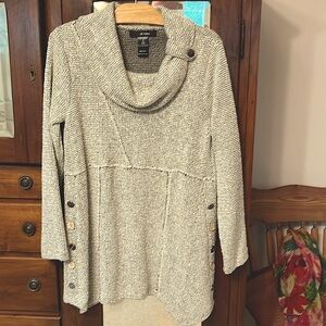 Woven with Button Trim